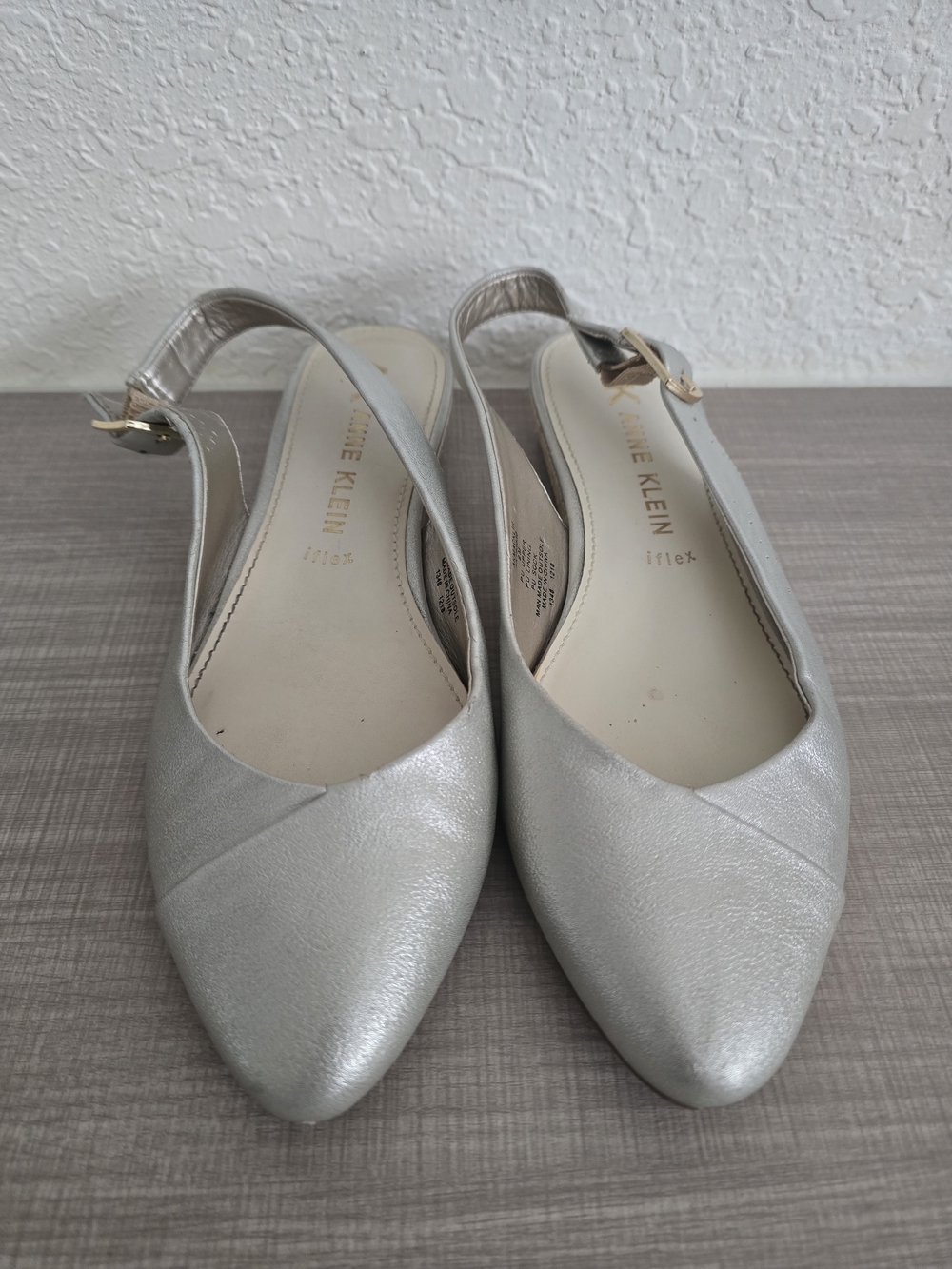 Anne Klein iFlex Macklin Slingback Wedge Sandals Metallic Silver 8M Espadrille